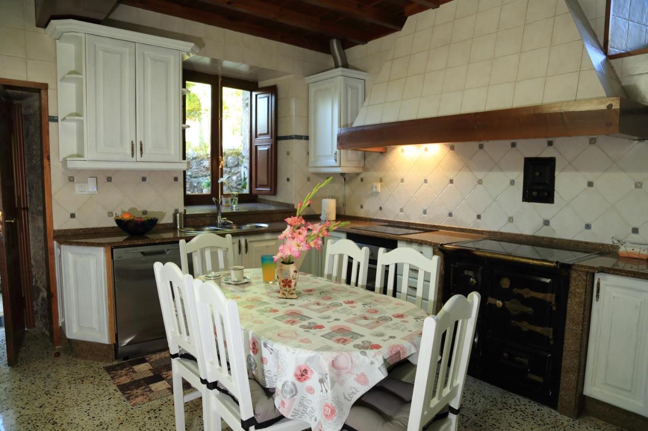 A Casa Da Asturiana Villa Sotomayor Exteriör bild